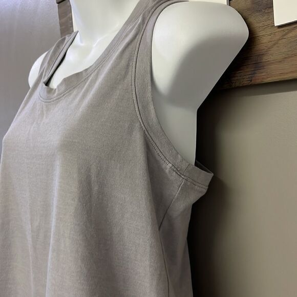 The North Face Lt. Heather Gray Classic Fit High Low Razorback Tank Top- Small - Picture 4 of 13